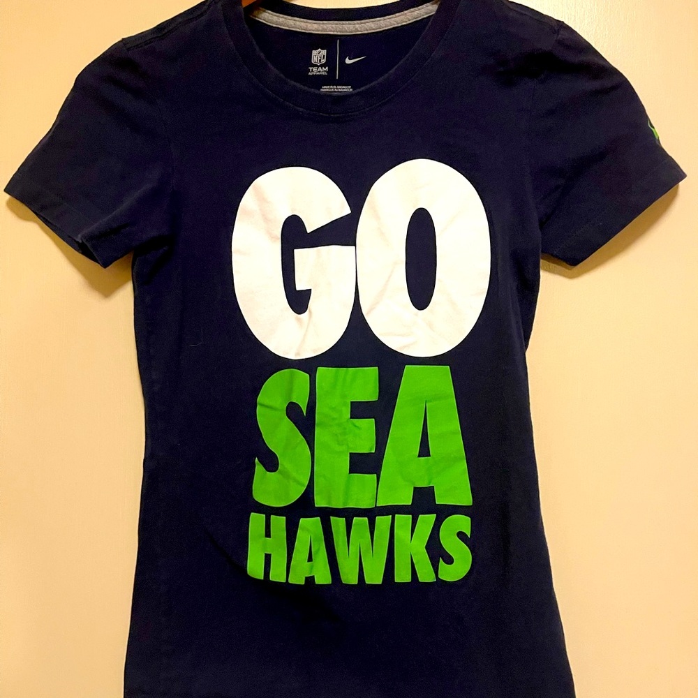 Women’s Seattle Seahawks Nike Shirt XS